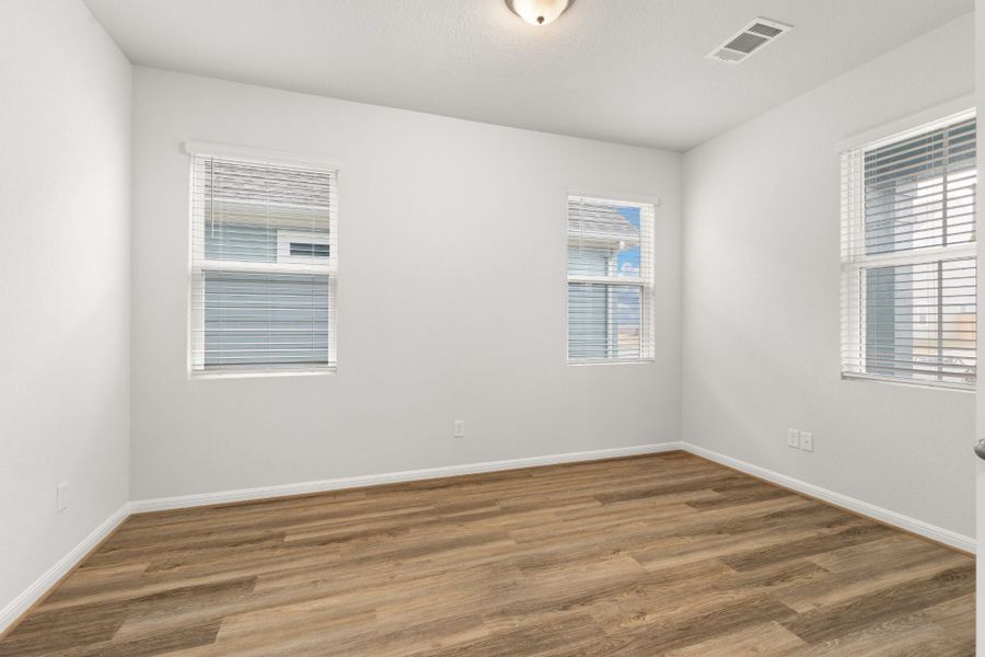 New Home in Taylor, TX.  - Slide 7