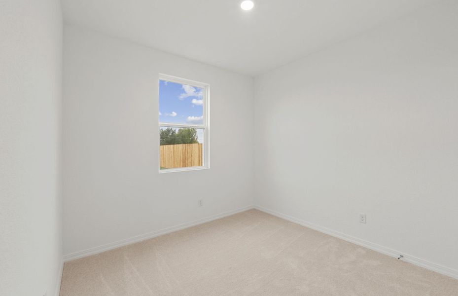 Spacious, unfurnished interior of a new home in Larson Crossing, Elgin (Image 12).