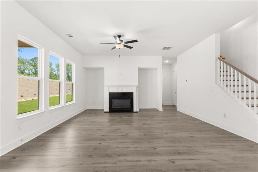 Spacious, unfurnished interior of a new home in Traditions of Braselton, Jefferson (Image 34).