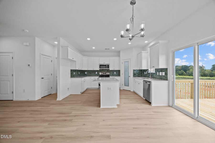 19-web-or-mls-IMG_2535 19-web-or-mls-IMG_2535