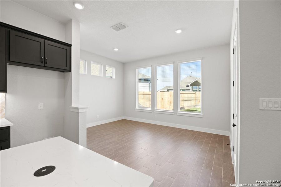 Spacious, unfurnished interior of a new home in Village at Three Oaks, Seguin (Image 16). Spacious, unfurnished interior of a new home in Village at Three Oaks, Seguin (Image 16).