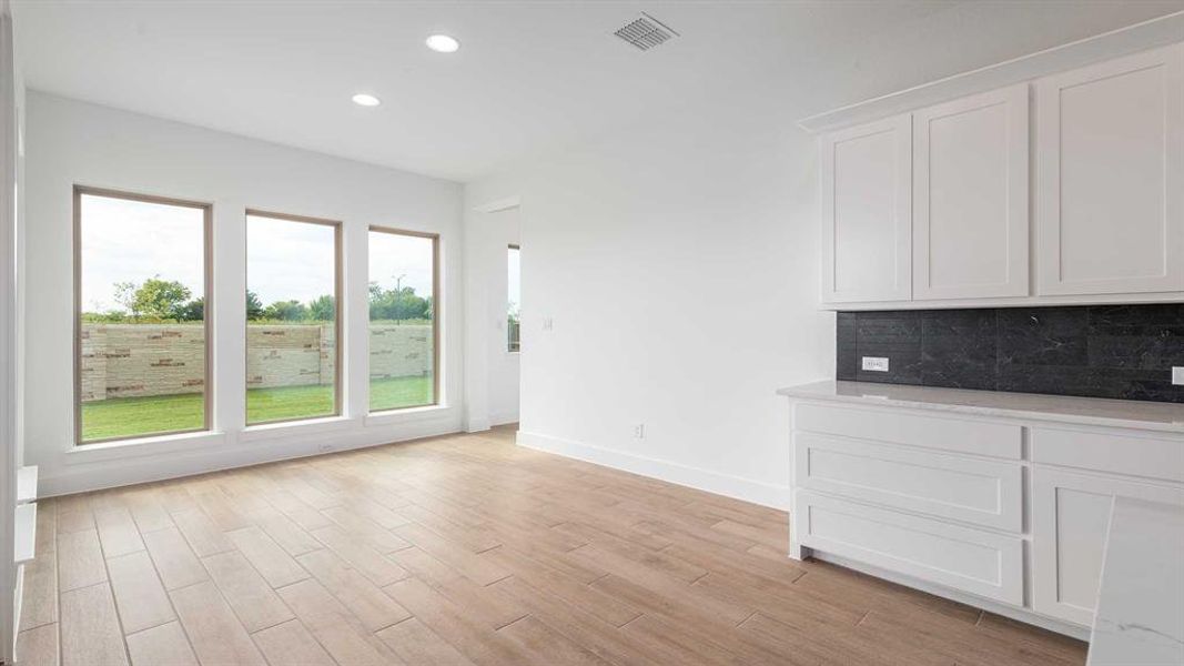 Spacious, unfurnished interior of a new home in Trinity Falls 60', McKinney (Image 17). Spacious, unfurnished interior of a new home in Trinity Falls 60', McKinney (Image 17).