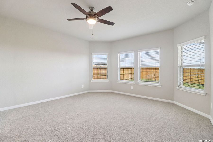 Spacious, unfurnished interior of a new home in Legendary Trails - Premier Series, Cibolo (Image 19).