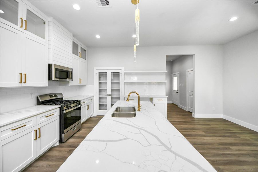Furnished interior view inside a new home in , Houston (Image 5).