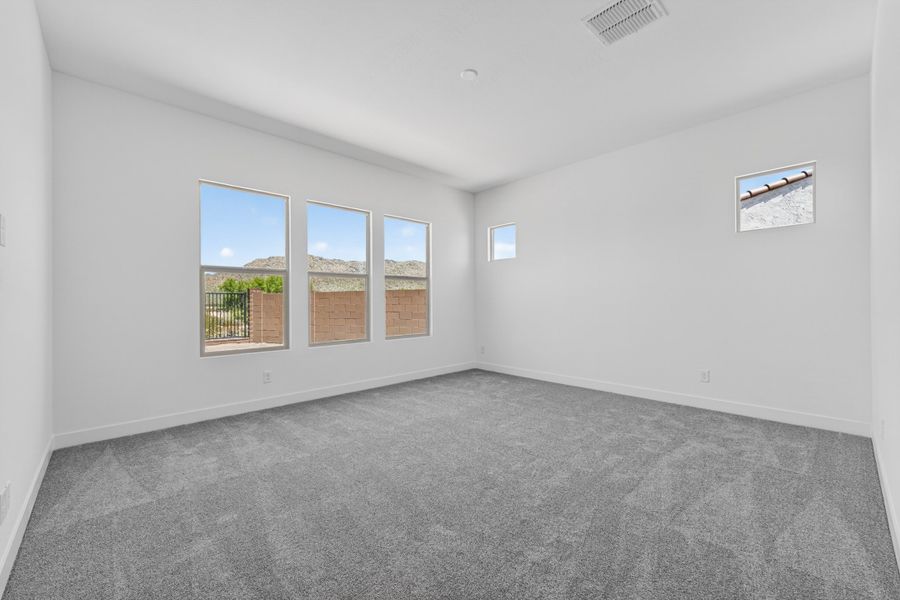 Spacious, unfurnished interior of a new home in Ladera Trails, Queen Creek (Image 20). Spacious, unfurnished interior of a new home in Ladera Trails, Queen Creek (Image 20).