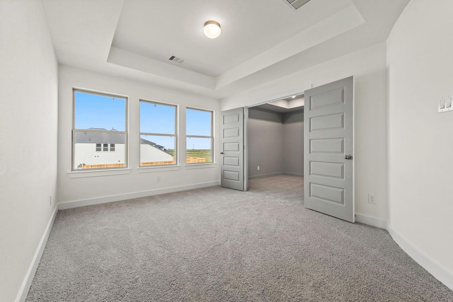 Representative image. Features, specifications, selections and colors may vary.