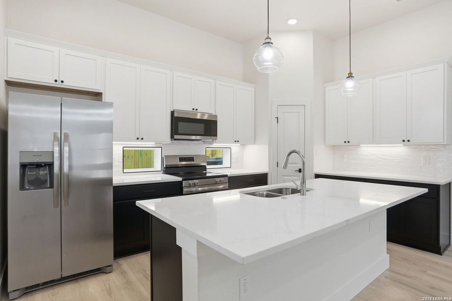 Image 21 of a home in .