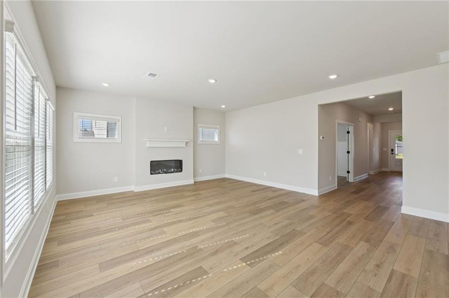 Spacious, unfurnished interior of a new home in Vines at Mill Creek - Estate Series, Braselton (Image 24).