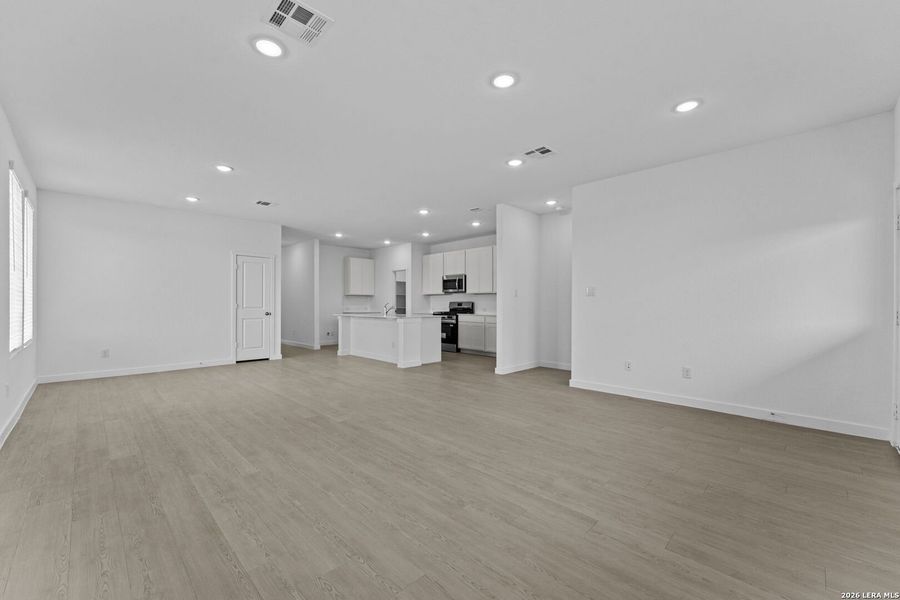 Spacious, unfurnished interior of a new home in Grace Valley, Marion (Image 23).