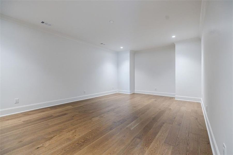 Spacious, unfurnished interior of a new home in , Canton (Image 19).