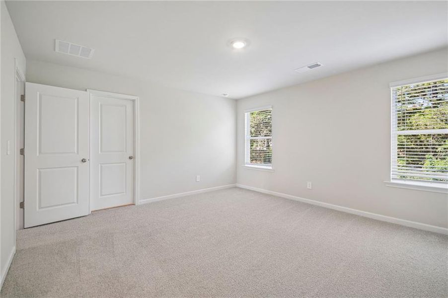 Spacious, unfurnished interior of a new home in Artisan Walk, Fairburn (Image 30).