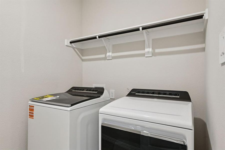 Close-up of interior finishes inside a home in Parks at Foster Crossing - Signature Series, Anna (Image 19).