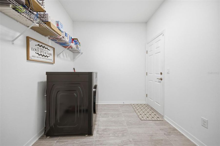 Furnished interior view inside a new home in Whispering Oaks Preserve, Wesley Chapel (Image 58). Furnished interior view inside a new home in Whispering Oaks Preserve, Wesley Chapel (Image 58).