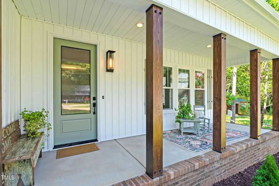 1004 Snow Peak Court-8