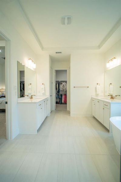 Furnished interior view inside a new home in The Homestead - 62', Rockwall (Image 17). Furnished interior view inside a new home in The Homestead - 62', Rockwall (Image 17).