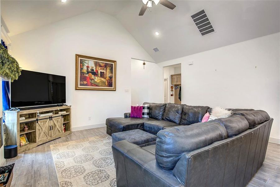 Furnished interior view inside a new home in , Lavon (Image 25).