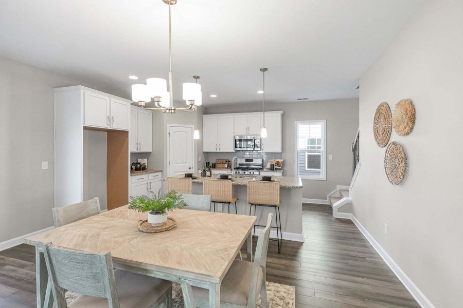 Representative furnished interior of a home built from the Aberdeen by Caviness & Cates Communities in Bartlett Manor, Youngsville (Image 156).