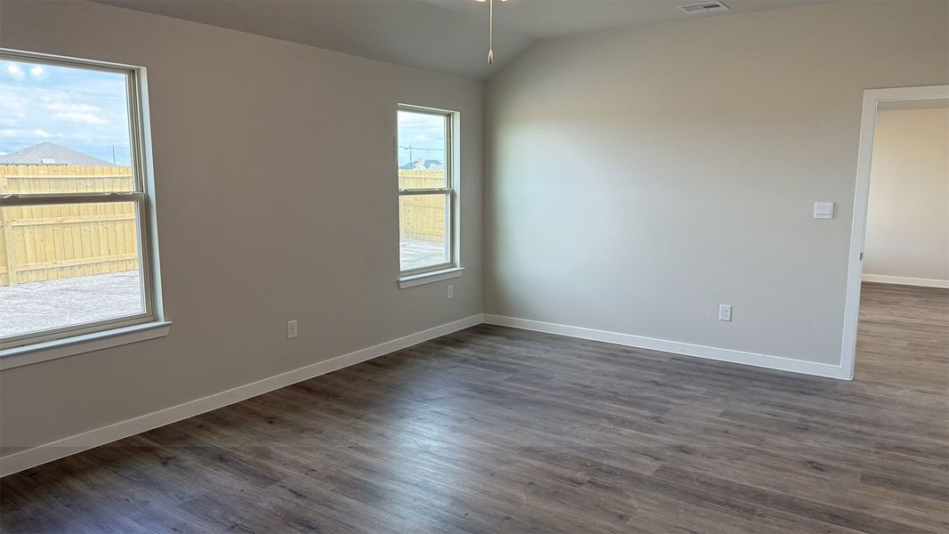 Spacious, unfurnished interior of a new home in London Towne, Corpus Christi (Image 19). Spacious, unfurnished interior of a new home in London Towne, Corpus Christi (Image 19).