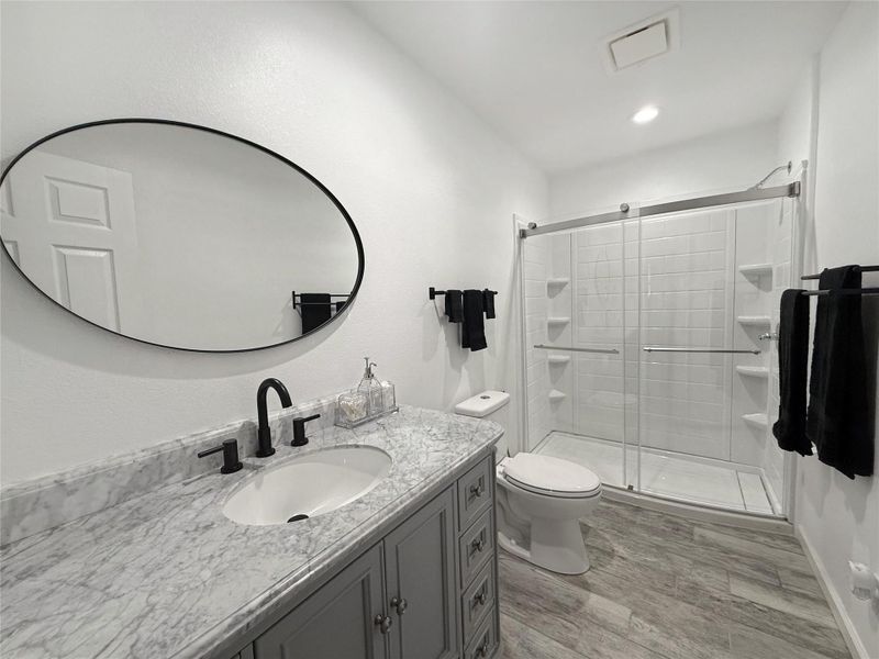 Furnished interior view inside a new home in , Brookeland (Image 26).