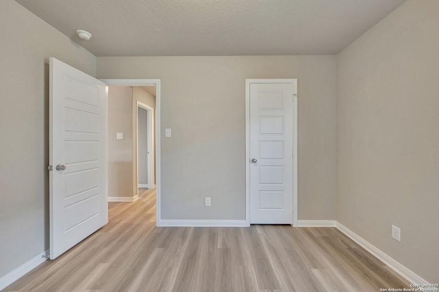 Spacious, unfurnished interior of a new home in Park Place, New Braunfels (Image 30). Spacious, unfurnished interior of a new home in Park Place, New Braunfels (Image 30).