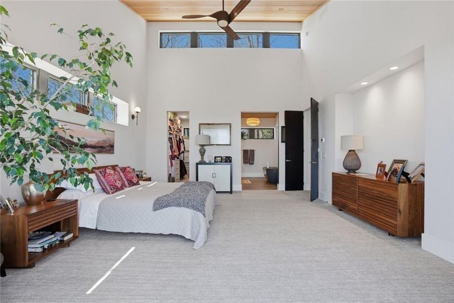 Furnished interior view inside a new home in , Jasper (Image 25).