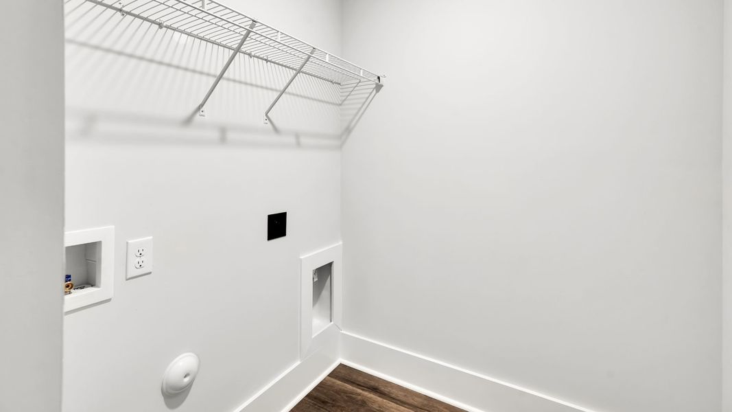 Spacious, unfurnished interior of a new home in Driftwood, Richlands (Image 26).