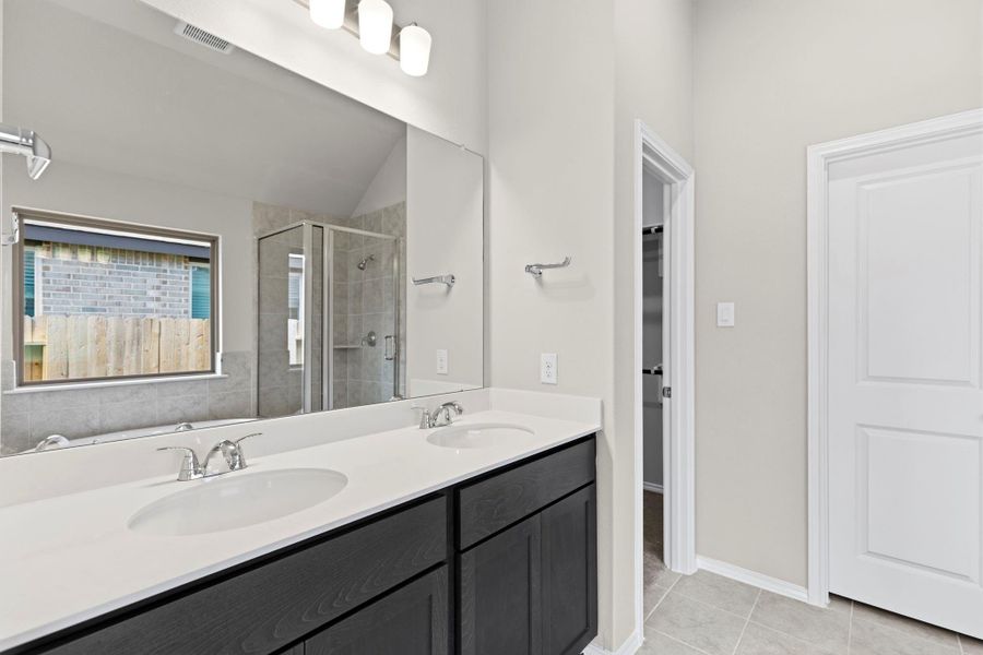 Furnished interior view inside a new home in Grand Central Park, Conroe (Image 10).