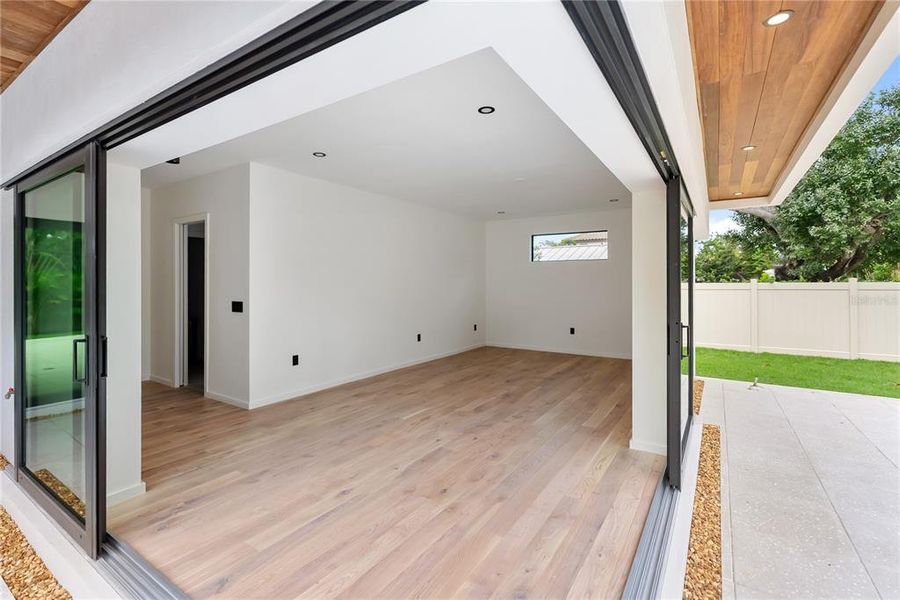 Image 85 of a home in .