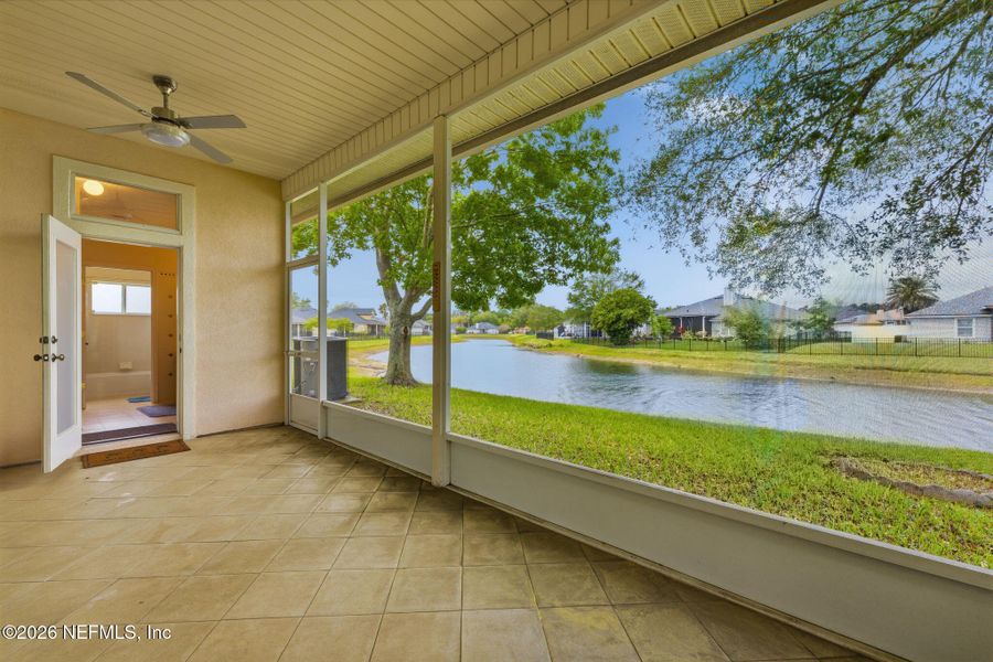 Exterior details and patio area of a home in , Jacksonville (Image 26).