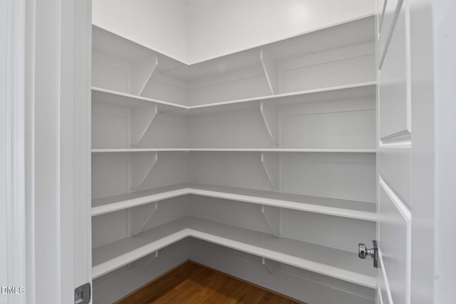 33-web-or-mls-402 Willow St - 33