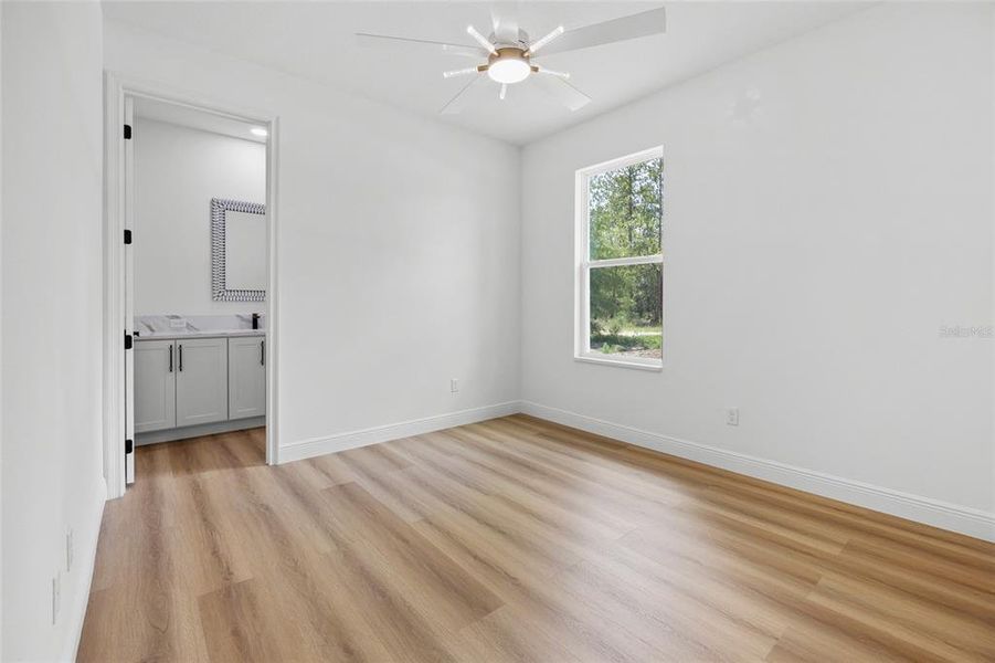 Spacious, unfurnished interior of a new home in , Dunnellon (Image 29).