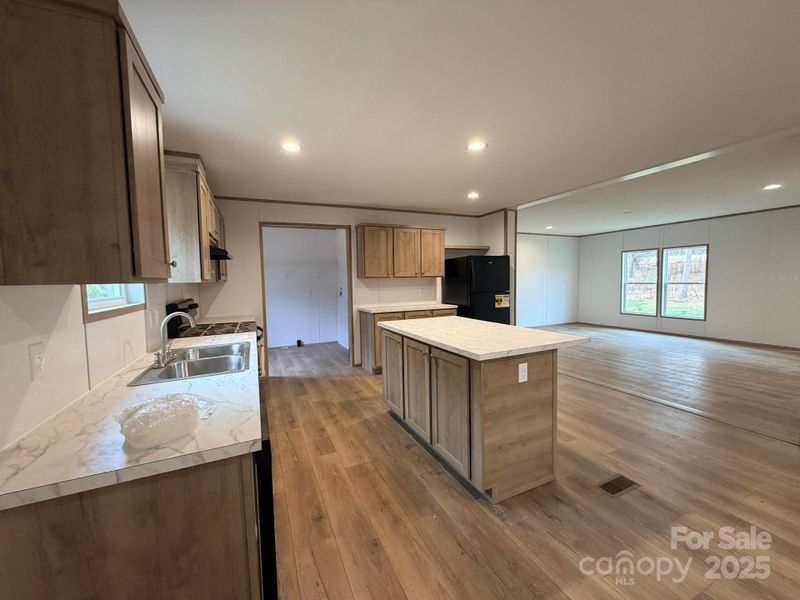 Image 21 of a home in .