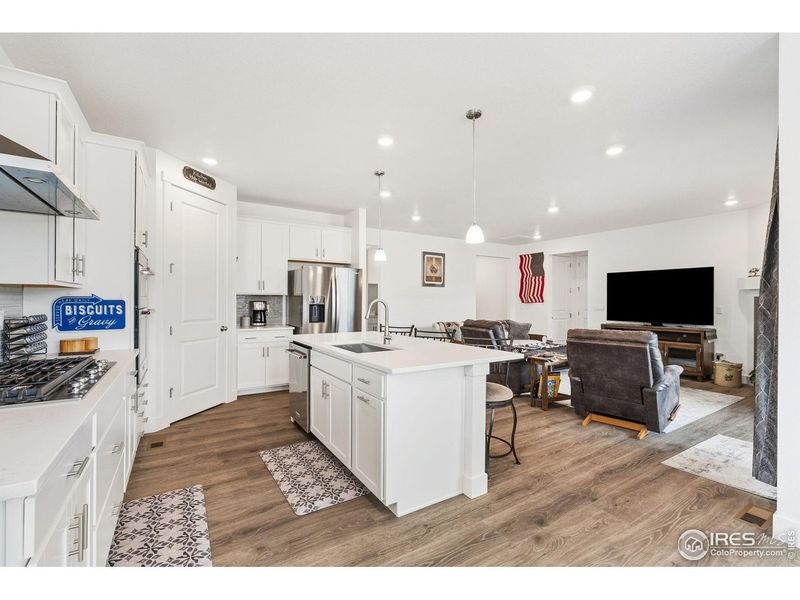 Furnished interior view inside a new home in Vantage, Berthoud (Image 23). Furnished interior view inside a new home in Vantage, Berthoud (Image 23).