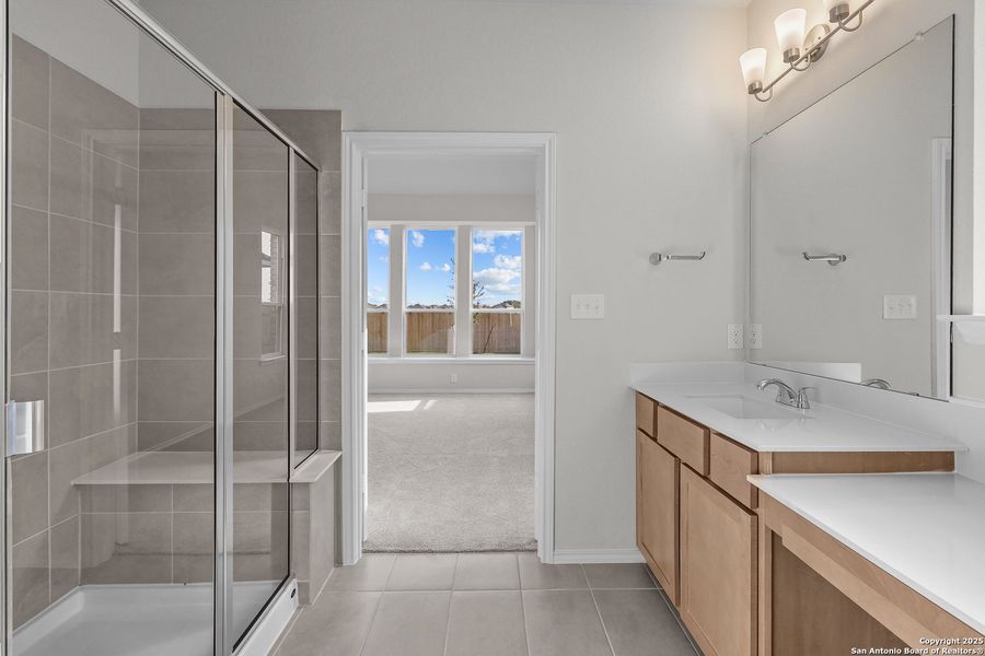 Furnished interior view inside a new home in Sunflower Ridge, New Braunfels (Image 12). Furnished interior view inside a new home in Sunflower Ridge, New Braunfels (Image 12).