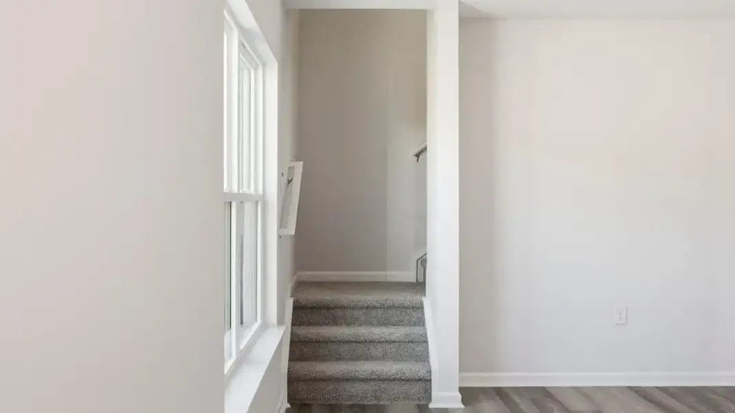 Spacious, unfurnished interior of a new home in Russell Place, Spartanburg (Image 26).