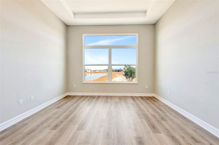 Spacious, unfurnished interior of a new home in The Reserve at Victoria, Deland (Image 18).