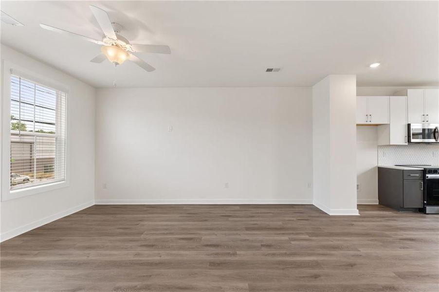 Spacious, unfurnished interior of a new home in Array, Atlanta (Image 9). Spacious, unfurnished interior of a new home in Array, Atlanta (Image 9).