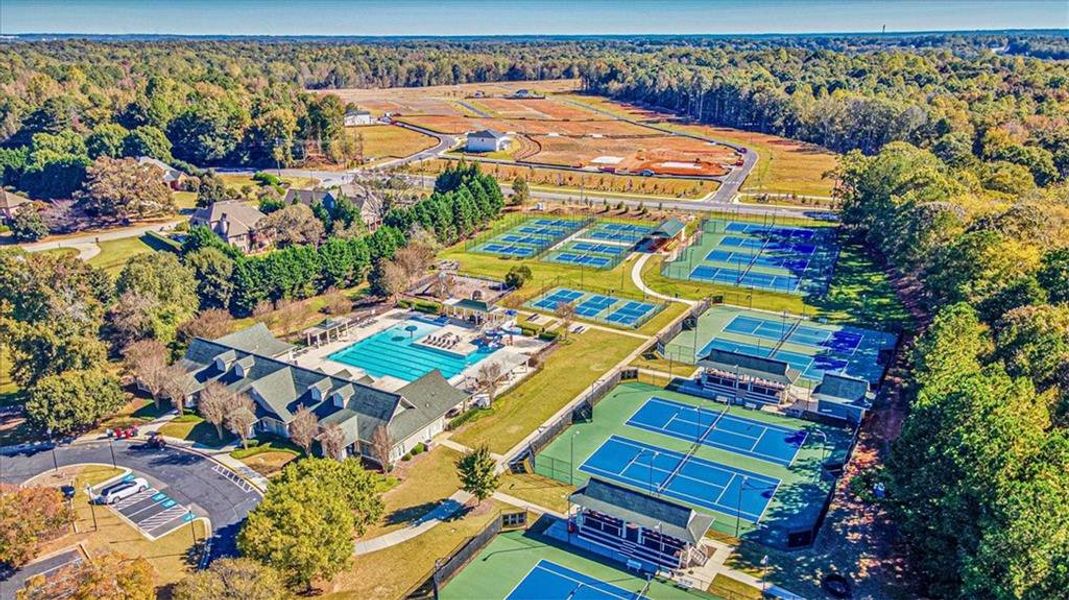 Community amenities in Traditions of Braselton, Jefferson (Image 56).