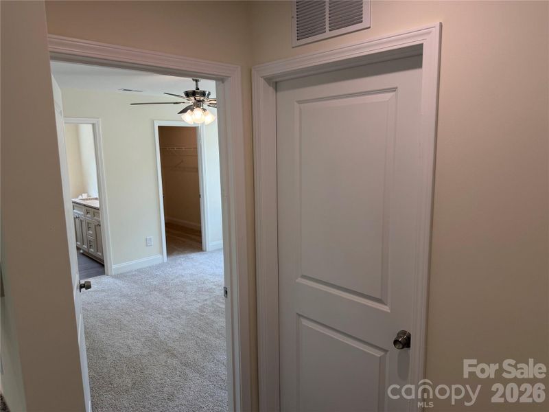 Spacious, unfurnished interior of a new home in , Salisbury (Image 23).