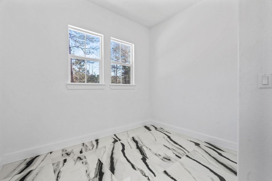 Spacious, unfurnished interior of a new home in , Waller (Image 25).