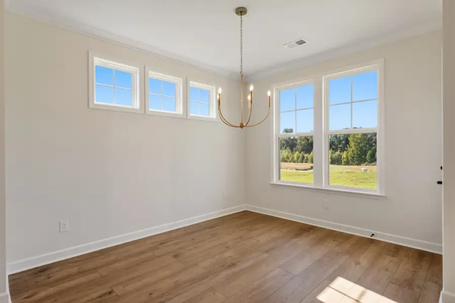Spacious, unfurnished interior of a new home in Ridgecrest at Midway, Anderson (Image 16).