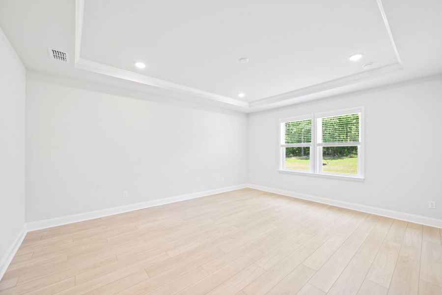 Spacious, unfurnished interior of a new home in Oakleaf Chase, Blythewood (Image 29). Spacious, unfurnished interior of a new home in Oakleaf Chase, Blythewood (Image 29).