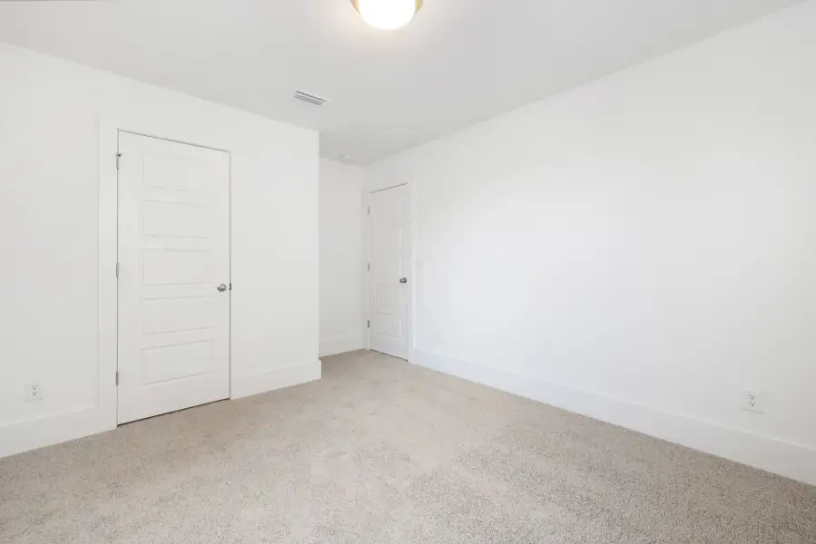 Spacious, unfurnished interior of a new home in Meadowview, Pittsboro (Image 21).