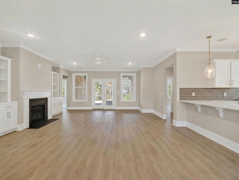 Spacious, unfurnished interior of a new home in Collins Cove, Chapin (Image 19).