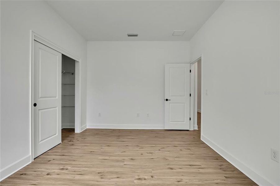 Spacious, unfurnished interior of a new home in , Brooksville (Image 31).