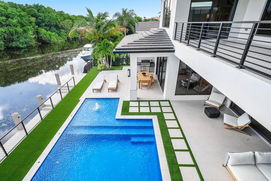 Spacious, unfurnished interior of a new home in , Boca Raton (Image 32).