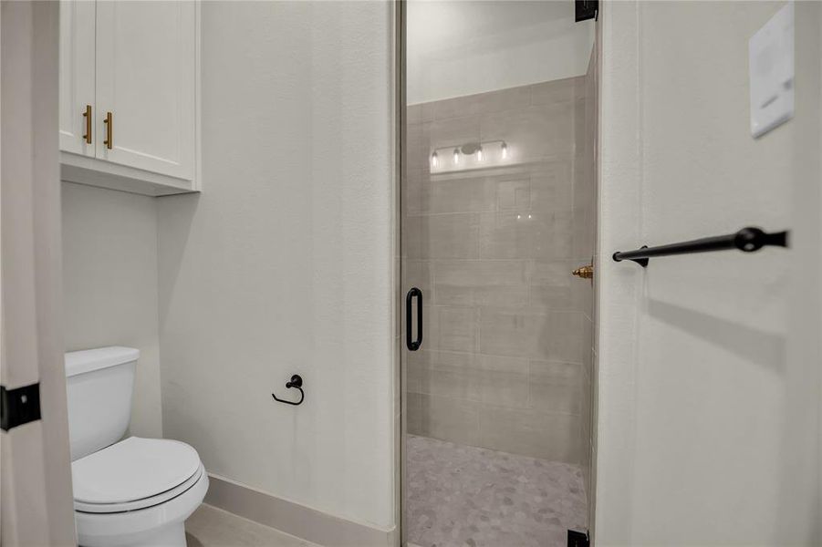 Furnished interior view inside a new home in , Decatur (Image 10).