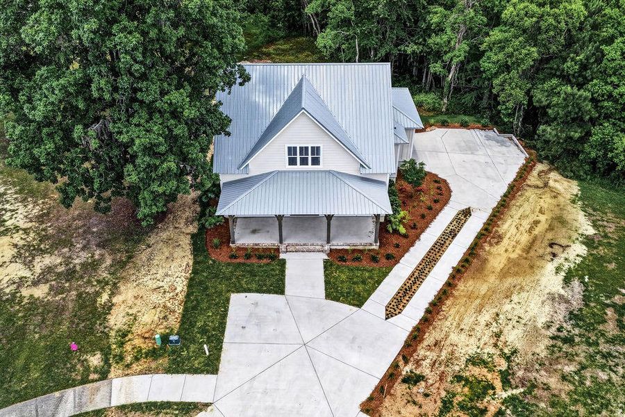 Front exterior of a new home in , Georgetown, SC, highlighting curb appeal (Image 31). Front exterior of a new home in , Georgetown, SC, highlighting curb appeal (Image 31).