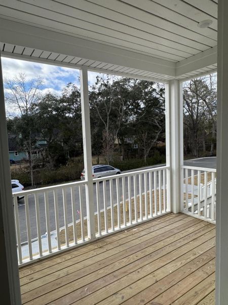 Exterior details and patio area of a home in Central Park, Charleston (Image 21).