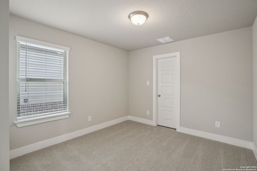 Spacious, unfurnished interior of a new home in Kallison Ranch, San Antonio (Image 22).